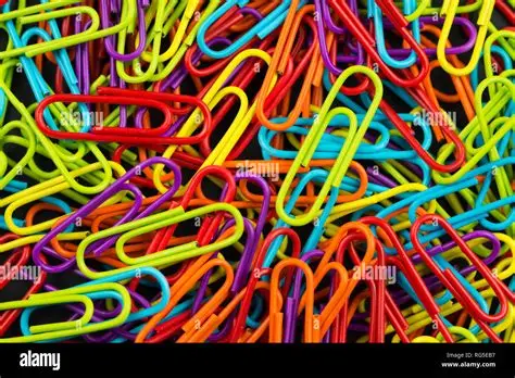 COULOR  PAPER CLIPS 33mm